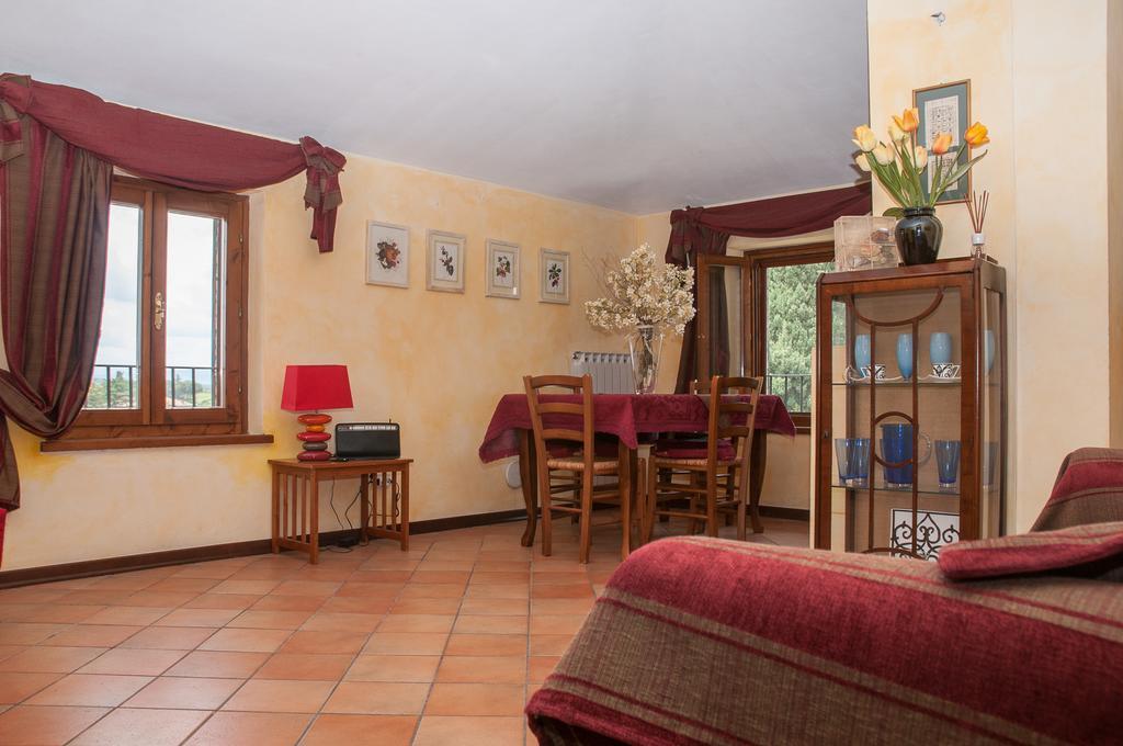 Residenza Il Palazzo Apartment กัสติลโยเน เดล ลาโก ห้อง รูปภาพ